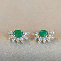 0.82&nbsp;Ct.Tw.Total Carat Weight Emerald and Natural Diamond Studs Earrings, 14K Yellow Gold Life Style