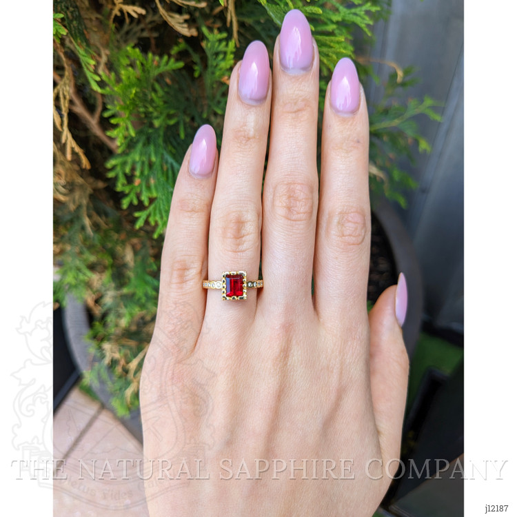 0.86 Ct. Red Red Beryl and Natural Diamond Pave Ring, 18K Yellow Gold