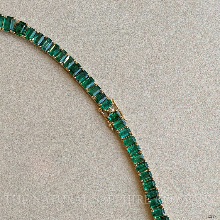 25.60 Ct. Emerald Accent Stones Necklace, 18K Yellow Gold