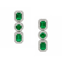 2.25 Ct.Tw. Emerald 18K White Gold earring