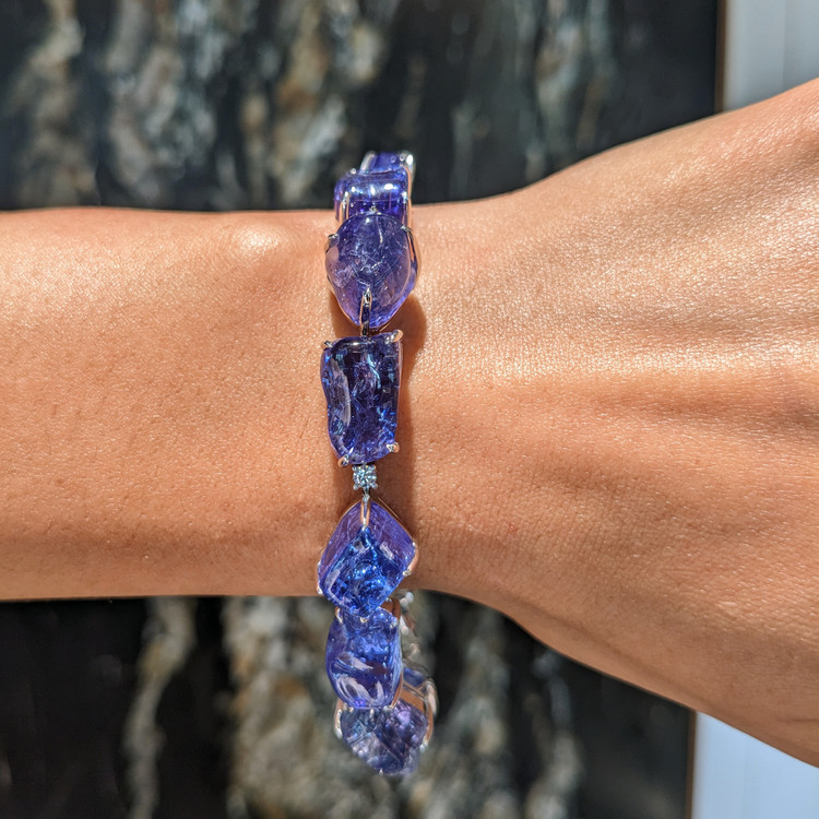 108.83 Ct.Tw. Violetish Blue Tanzanite and Natural Diamond Accent Stones Bracelet, 18K White Gold
