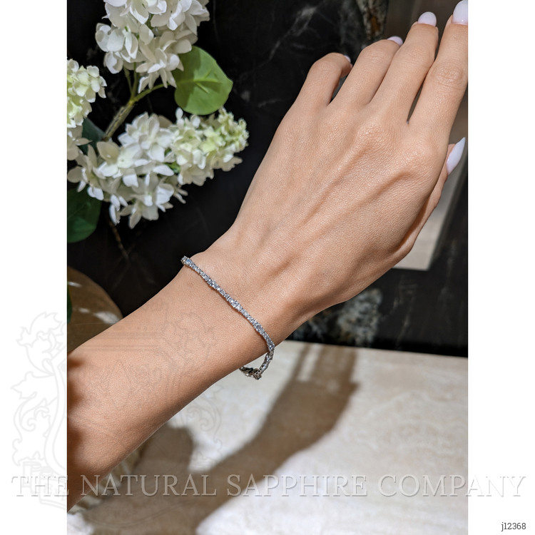 0.75 Ct.Tw. Blue Aquamarine and Natural Diamond Pave Bracelet, 14K White Gold