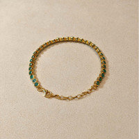 4.75 Ct.Tw.Total Carat Weight Green Agate Bezel Bracelet, 22K Gold Plated Silver Life Style