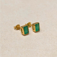 1.48&nbsp;Ct.Tw.Total Carat Weight Green Agate Studs Earrings, 22K Gold Plated Silver Life Style
