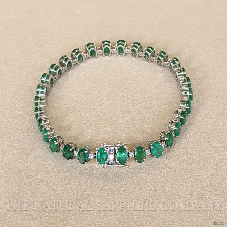 14.25 Ct.Tw. Emerald and Natural Diamond Solitaire Bracelet, 14K White Gold