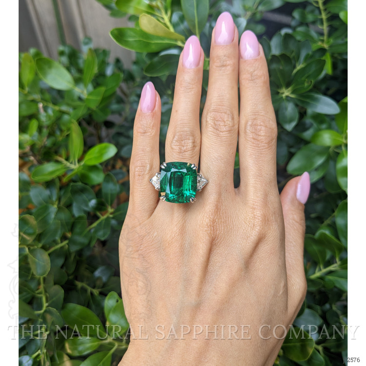 19.91 Ct. Emerald and Natural Diamond Three Stone Ring, Platinum 950