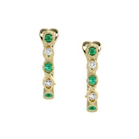 0.18 Ct.Tw. Emerald 18K Yellow Gold earring