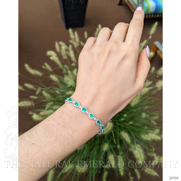 5.08 Ct.Tw. Emerald and Natural Diamond Tennis/Line Bracelet, Platinum 600