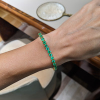 9.86&nbsp;Ct.Tw.Total Carat Weight Emerald Tennis/Line Bracelet, 18K Yellow Gold Life Style