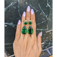 32.95&nbsp;Ct.Tw.Total Carat Weight Emerald Drops Earrings, 18K Yellow Gold Life Style