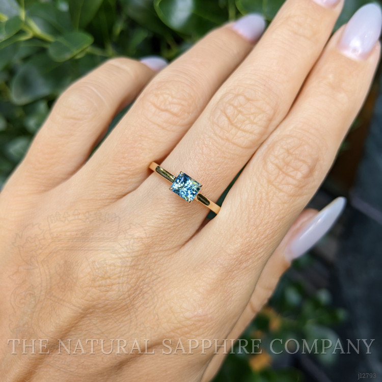 0.90 Ct. Bi Color / Parti Sapphire Solitaire Ring, 14K Yellow Gold