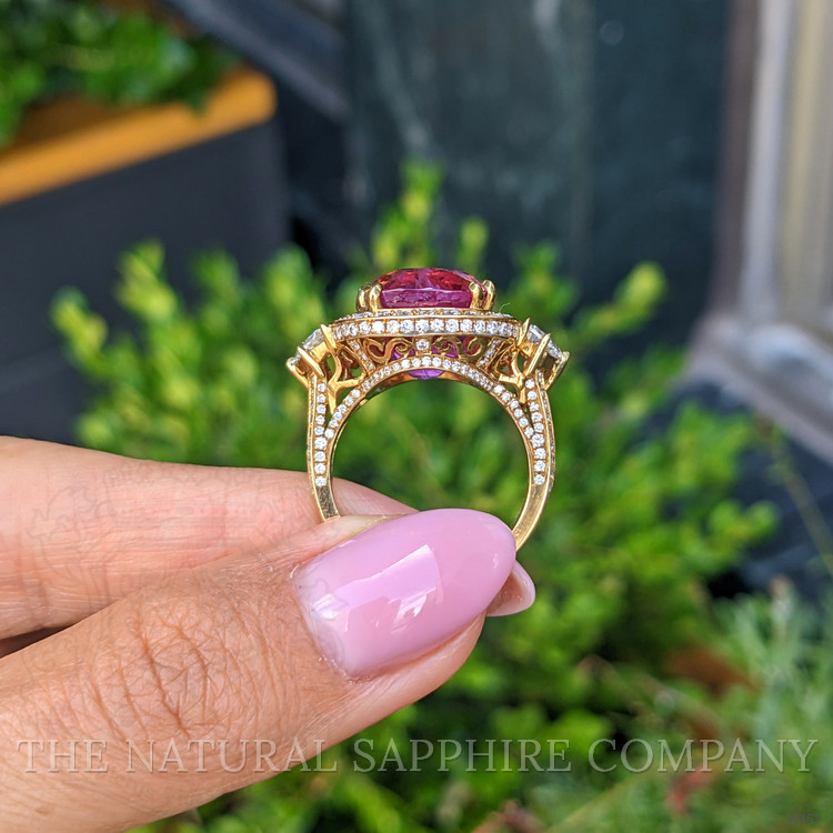 16.89 Ct. Pink Sapphire and Natural Diamond Antique Style Ring, 18K Yellow Gold