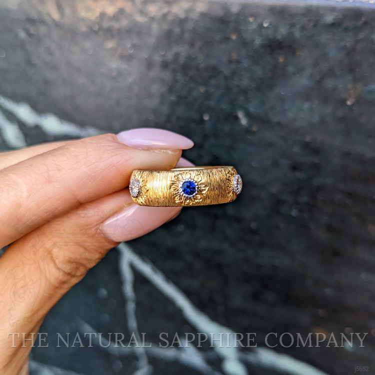 0.54 Ct. Blue Sapphire and Natural Diamond Antique Style Ring, 18K Yellow Gold