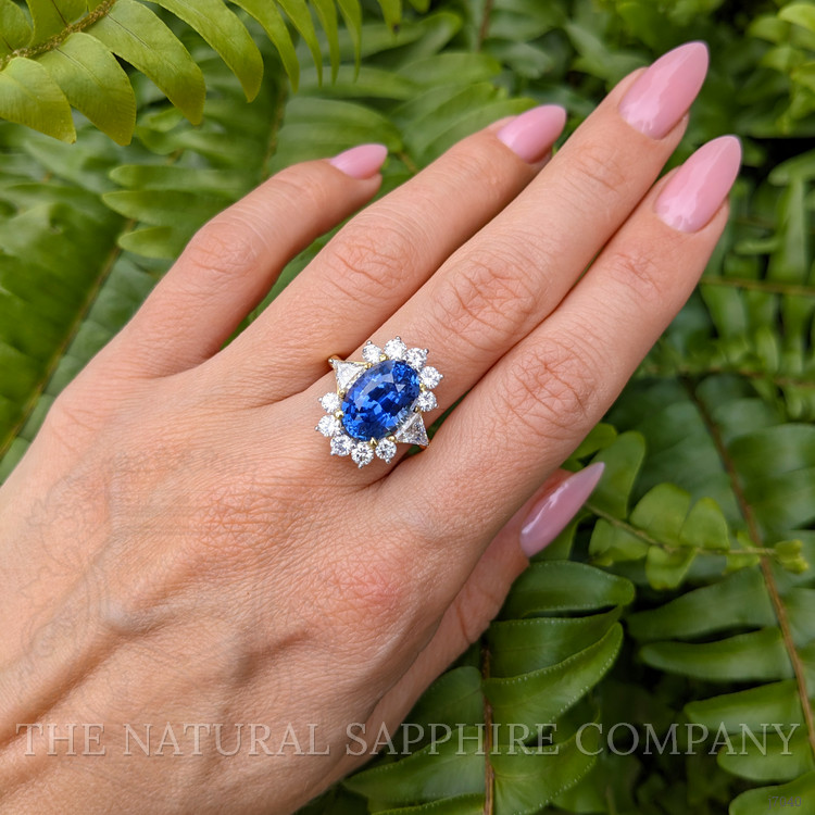 5.28 Ct. Blue Sapphire and Natural Diamond Halo Ring, 18K Yellow Gold