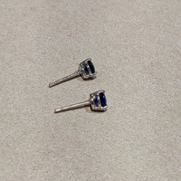1.00&nbsp;Ct.Tw.Total Carat Weight Blue Sapphire Studs Earrings, 14K White Gold Life Style