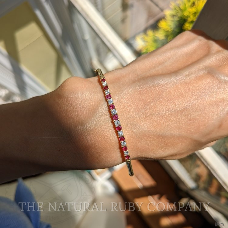 0.99 Ct.Tw. Ruby Natural Diamond Solitaire Bracelet, 14K Yellow Gold