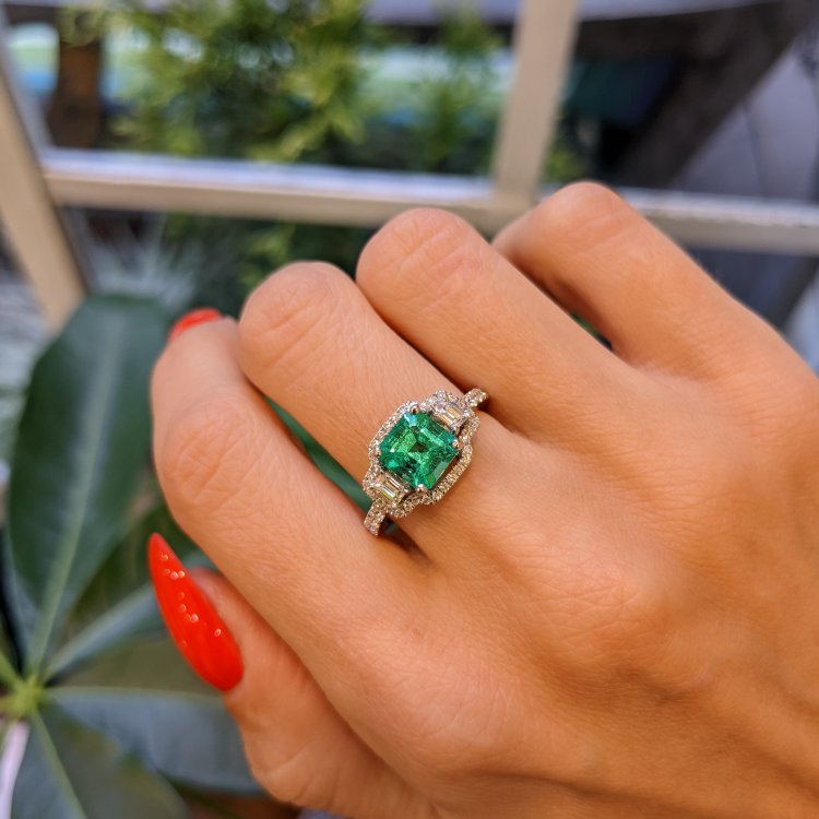 Natural emerald clearance and diamond ring