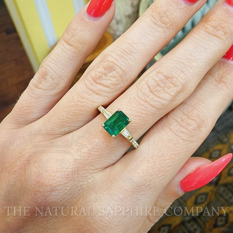 1.05 Ct. Emerald Natural Diamond Three Stone Ring, 18K Yellow Gold
