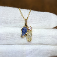 4.20 Ct. Sapphire 14K Yellow Gold pendant