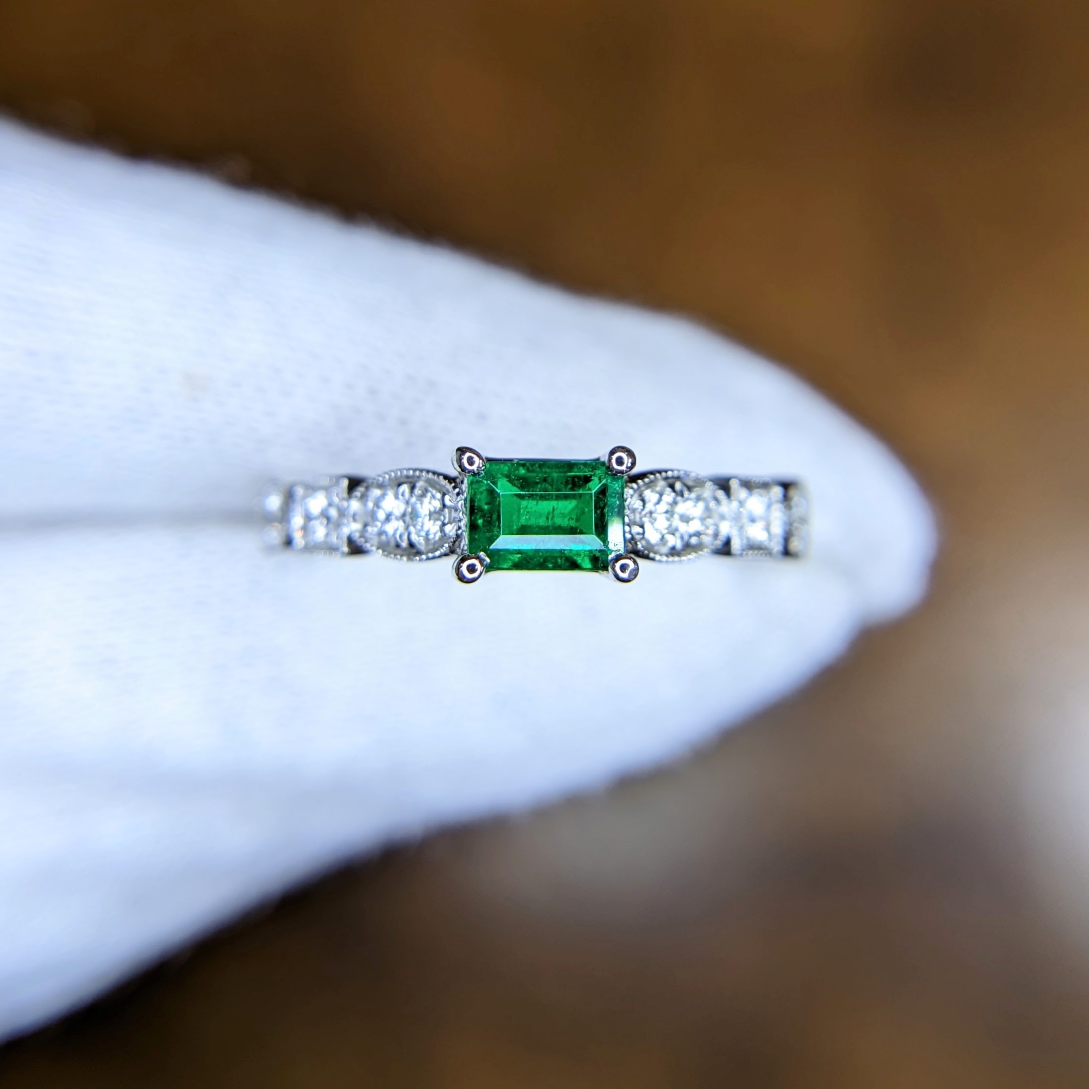 Real deals emerald jewellery