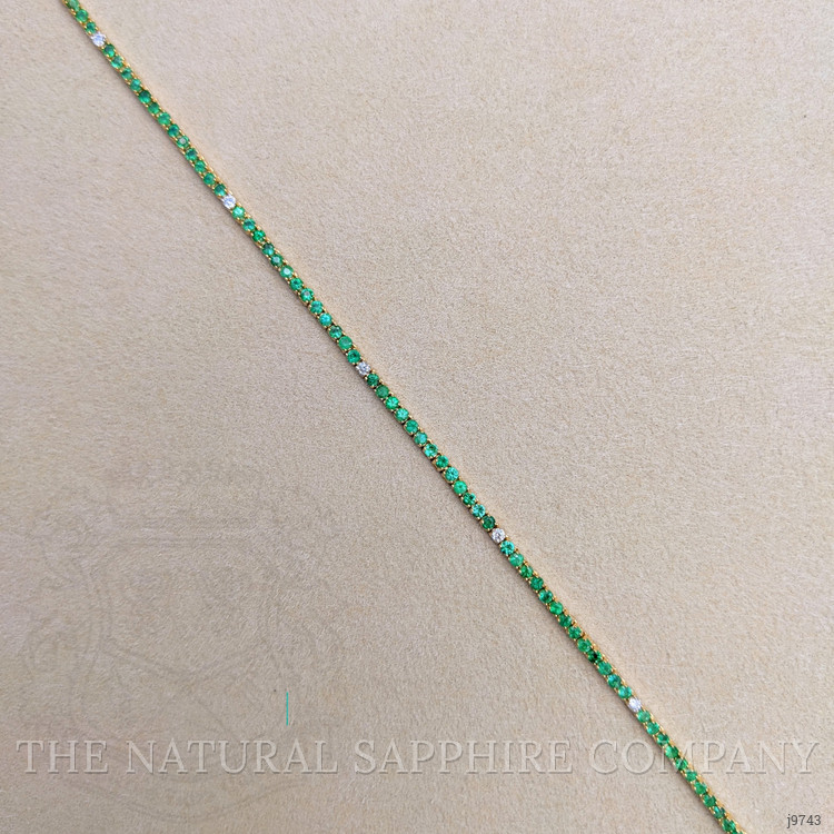 2.97 Ct. Emerald Natural Diamond Accent Stones Necklace, 14K Yellow Gold