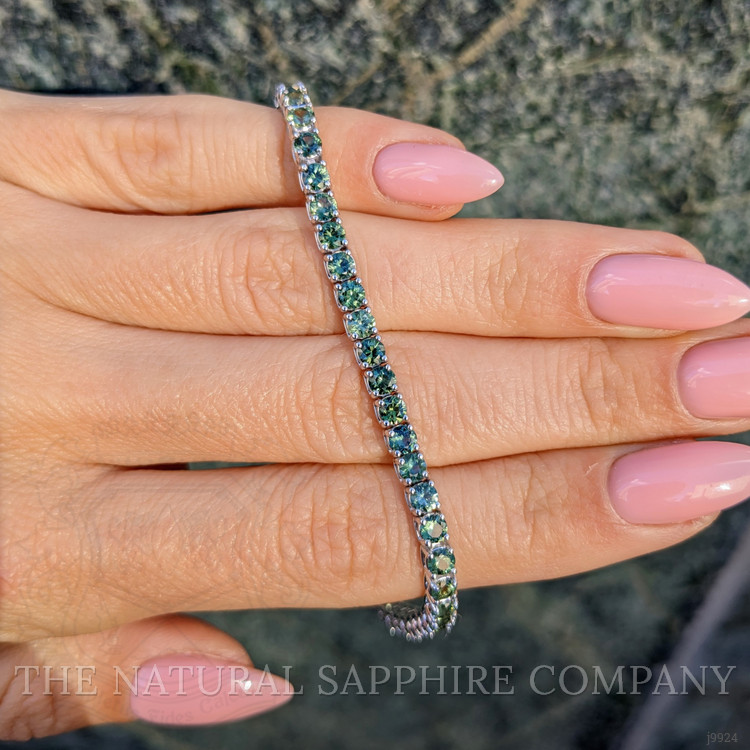 7.00 Ct.Tw. Green Sapphire Tennis/Line Bracelet, 14K White Gold