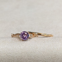 1.35 Ct. Pinkish Purple Sapphire and Natural Diamond Accent Stones Ring, 18K Rose Gold Life Style