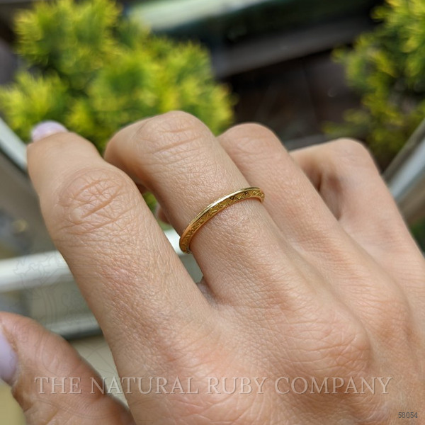 18K White Gold Antique Style Plain Band