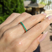 18K White Gold Emerald Pave Wedding Band Image