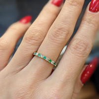 18K White Gold Emerald and Diamond Pave Wedding Band Image