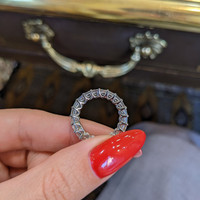 18K White Gold Diamond Modern Wedding Band Image