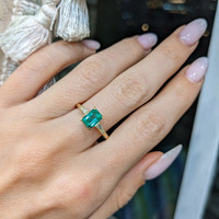 18K White Gold Three Stone Ring Setting Life Style