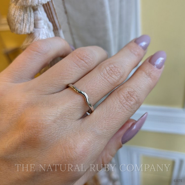 14K White Gold Curved Plain Band