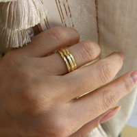 18K White Gold Men's Plain Band Life Style