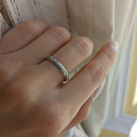 18K White Gold Antique Style Plain Band Life Style