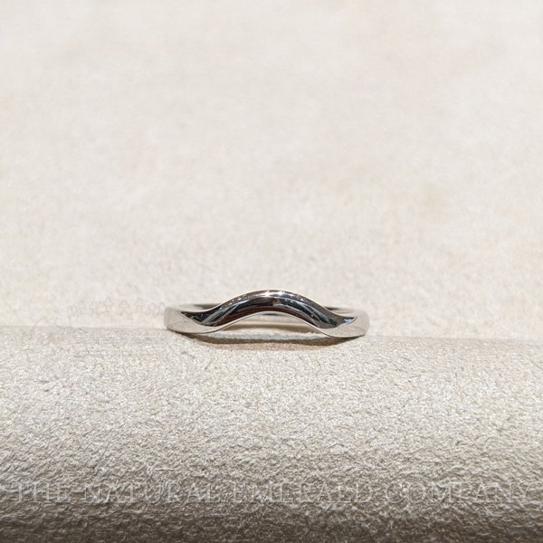 14K Yellow Gold Curved Plain Band