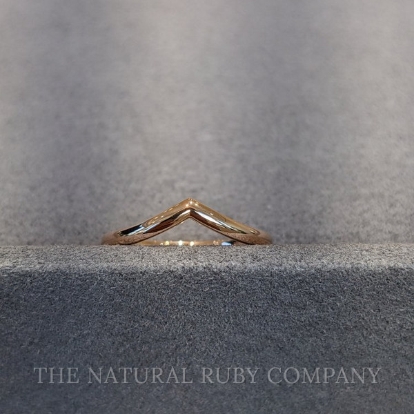 18K White Gold Curved Plain Band