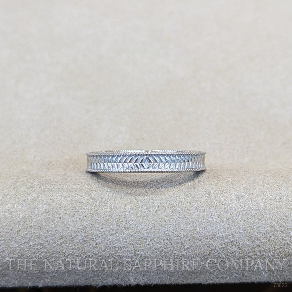 14K Yellow Gold Antique Style Plain Band