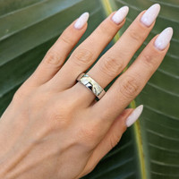 18K White Gold Men's Plain Band Life Style