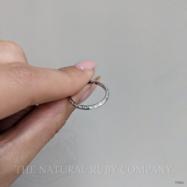 18K White Gold Antique Style Plain Band