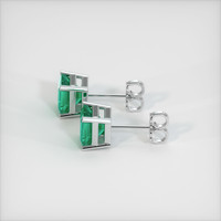 <span>1.80</span>&nbsp;<span class="tooltip-light">Ct.Tw.<span class="tooltiptext">Total Carat Weight</span></span> Emerald  Earring - Platinum 950