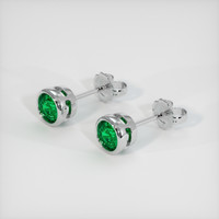 <span>0.69</span>&nbsp;<span class="tooltip-light">Ct.Tw.<span class="tooltiptext">Total Carat Weight</span></span> Emerald Earrings, Platinum 950 2