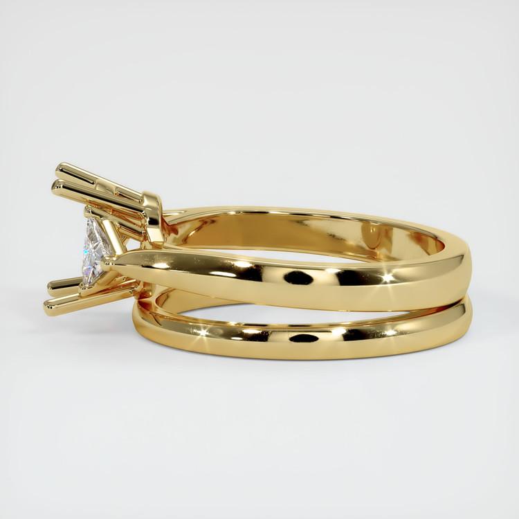 10K Yellow Gold Three Stone Ring Setting