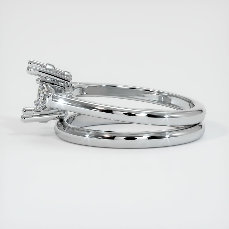 10K White Gold Three Stone Ring Setting