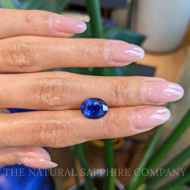 5.67 Ct. Blue Sapphire from Ceylon (Sri Lanka)