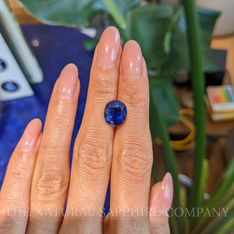 6.11 Ct. Blue Sapphire from Ceylon (Sri Lanka)