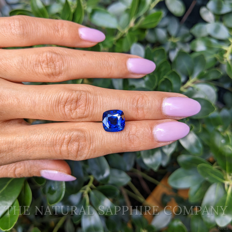 5.56 Ct. Blue Sapphire from Ceylon (Sri Lanka)