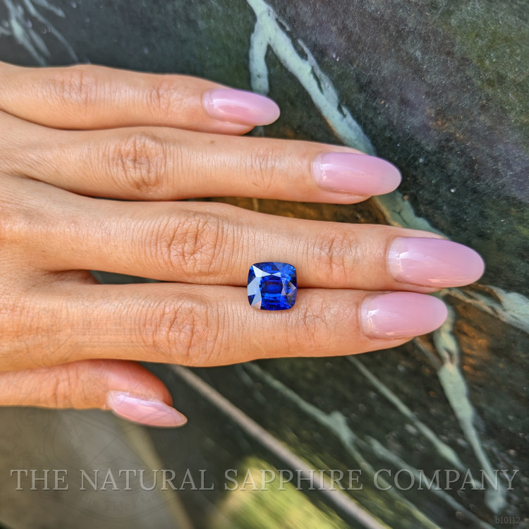 5.63 Ct. Blue Sapphire from Ceylon (Sri Lanka)
