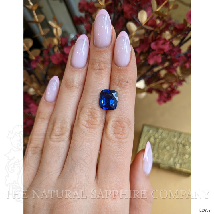 7.62 Ct. Blue Sapphire from Ceylon (Sri Lanka)