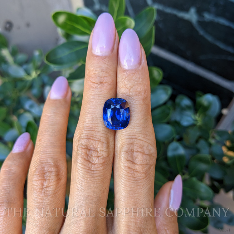 8.50 Ct. Blue Sapphire from Ceylon (Sri Lanka)